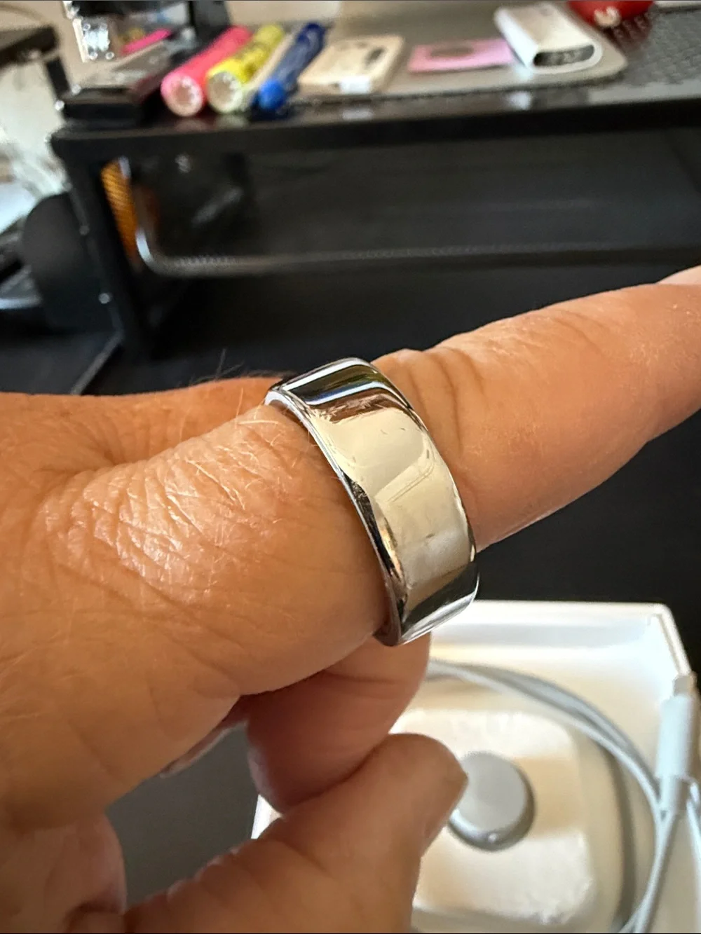 Oura Ring 4 Silver Polished